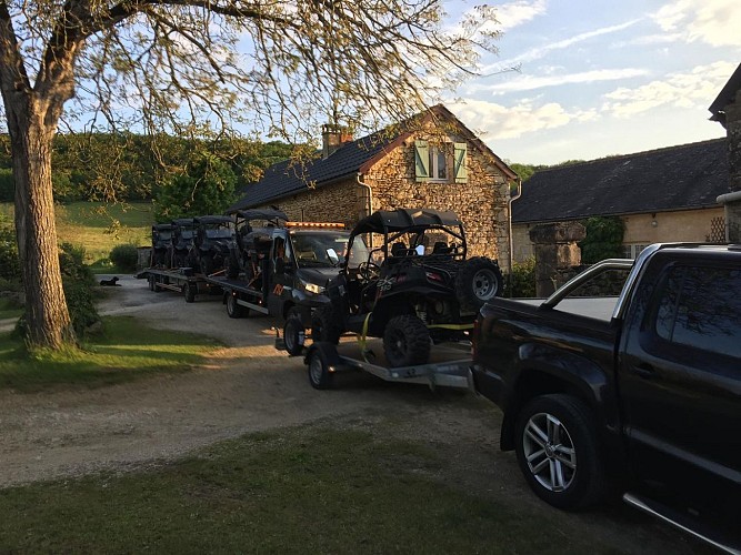 Le-domaine-des-crouquets-ensemble-Buggy-