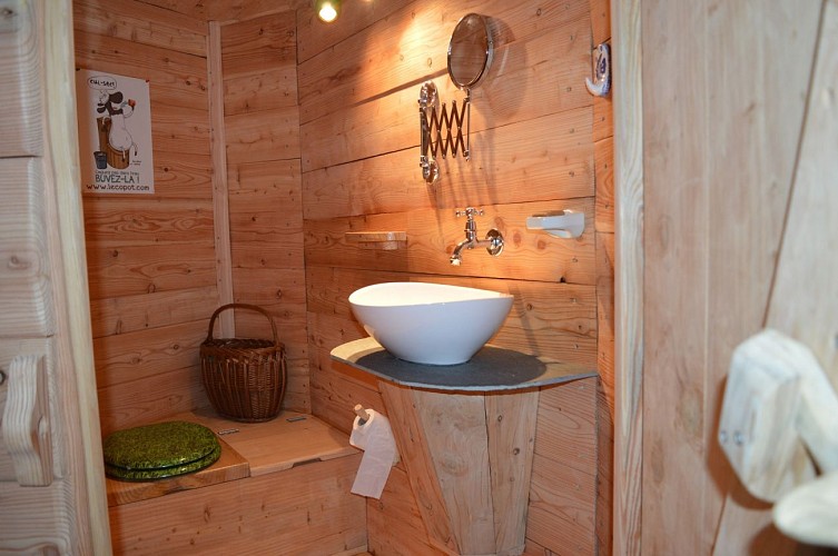 Yurta - Les écuries de la Sabatarié