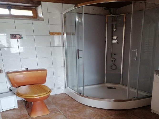 La-Bergerie-salle-de-bains--2---Copier-