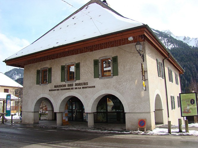 "Maison de Soeurs" cultural centre