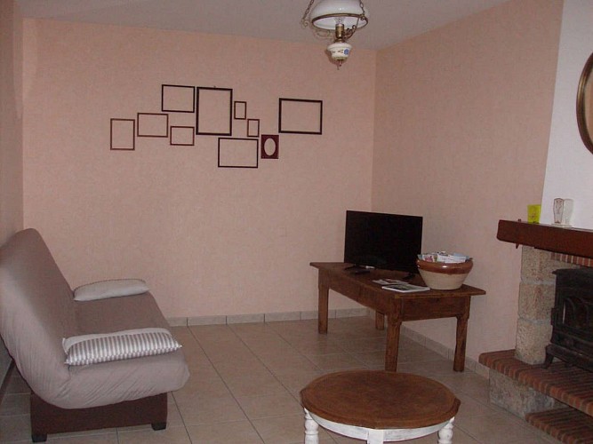 bressuire-noirterre-gite-la-taconniere-salon