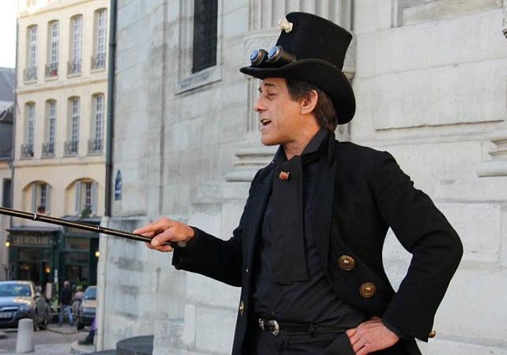 Night-Time Murder Mystery Tour of the Latin Quarter – Tour with clues and actors