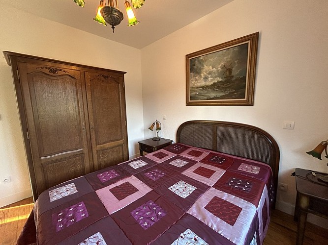 potin-villa-cigale-chambre-double-armoire-courseulles
