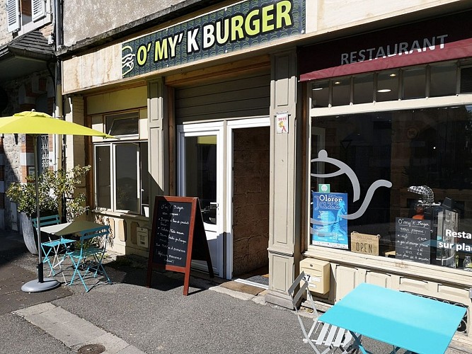 O'my'k Burger - Terrasse - OLORON SAINTE-MARIE (©LATRILLE MICKAEL)