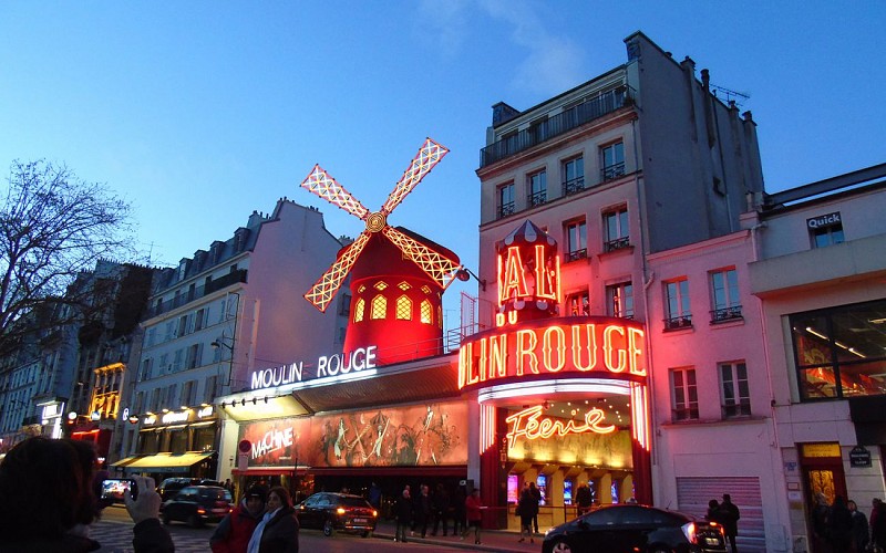 Moulin Rouge With Dinner & Paris City Tour