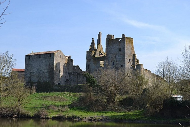 chateau-glenay