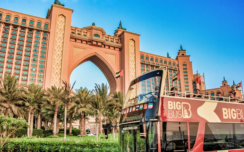 Big Bus Combo: Abu Dhabi & Dubai Hop-On-Hop-Off Tour