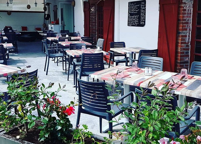 Table-des-Docks-Biarritz-Terrasse4