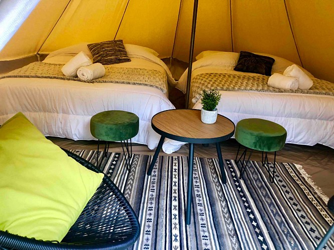 REFUGE DE CAMPAGNE - LES BIVOUACS