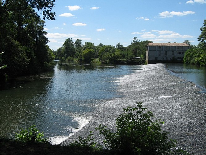 aire-de-pique-nique-ecluse-de-mauriac-neuvic--4-