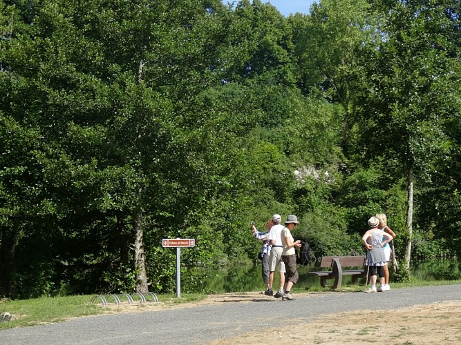 aire-de-pique-nique-ecluse-de-mauriac-neuvic--5-