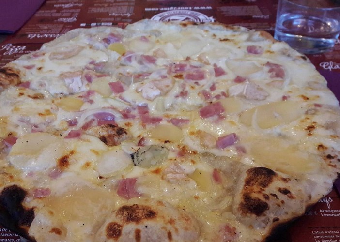 La Tour de Pise Pau Tourasse pizza crème