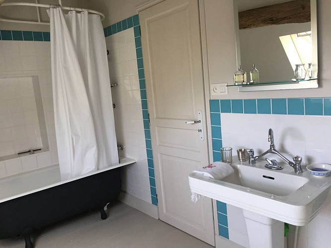 La-Perriere-Corbigny--1-