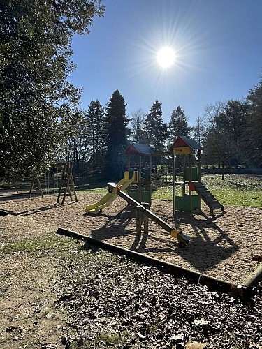 aire pique-nique parc voulgre mussidan jeux enfants tourisme vallee isle 2025