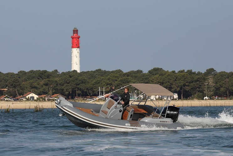 Semi rigide - Nautica LED 680XL - SUZUKI - Recoleta