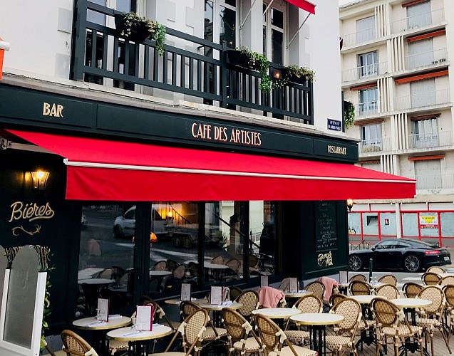 Cafe-des-Artistes-Biarritz-devanture1