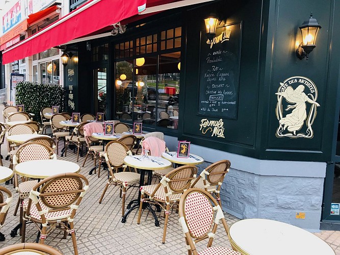 Cafe-des-Artistes-Biarritz-terrasse1