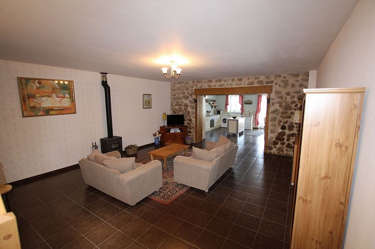 neuvy-bouin-gite-bonniniere-rose-piece-de-vie