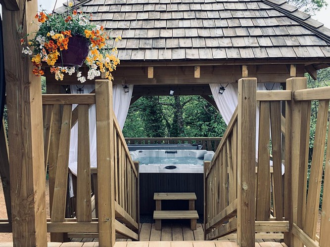 cabanes-perchees-charme-sarlat