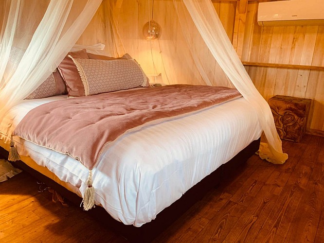 cabanes-perchees-charme-sarlat