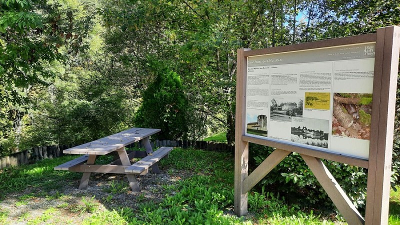 Aire de pique nique St Medard de Mussidan 1 2