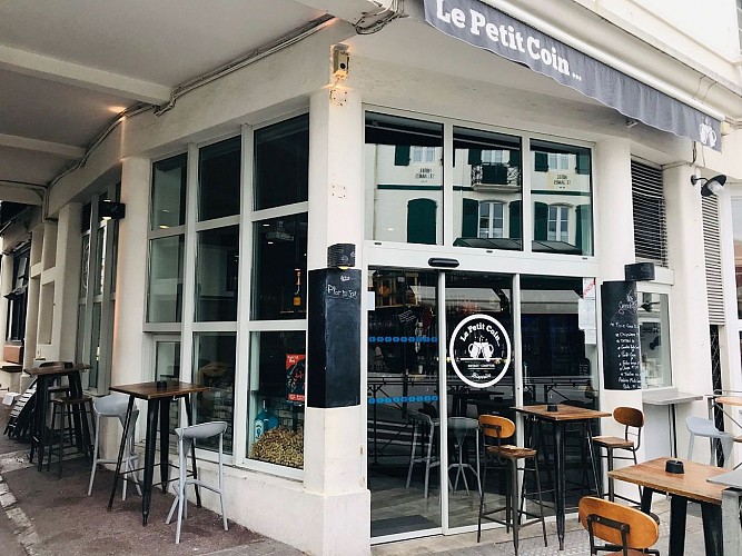 Le-Petit-Coin-Biarritz-terrasse3-2