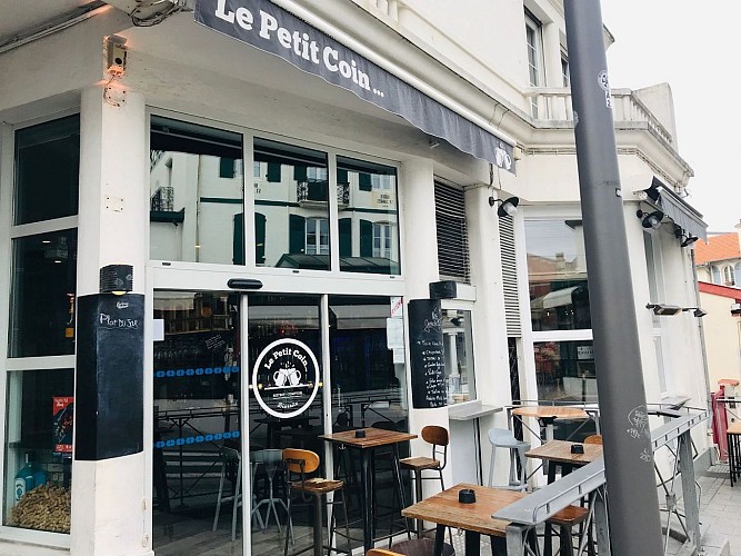 Le-Petit-Coin-Biarritz-terrasse2-2