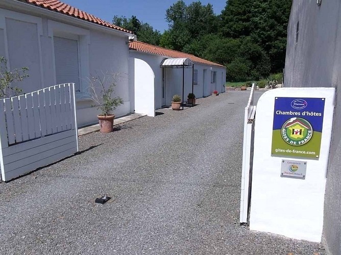 LA FERME DU PRÉNEAU