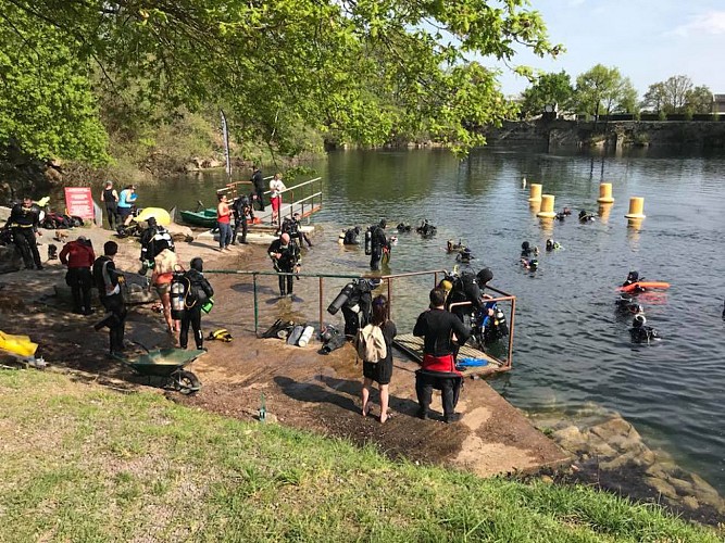 BAPTEME DE PLONGEE A MAÏTAÏ BÉCON PLONGÉE