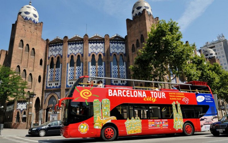 Barcelona City Tour : 1 or 2 Day Hop-On-Hop-Off Tour