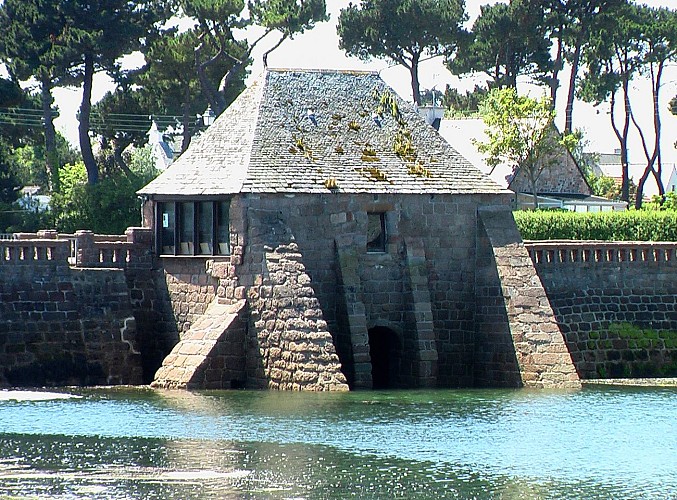 Pont de Ploumanac'h, le moulin à marée