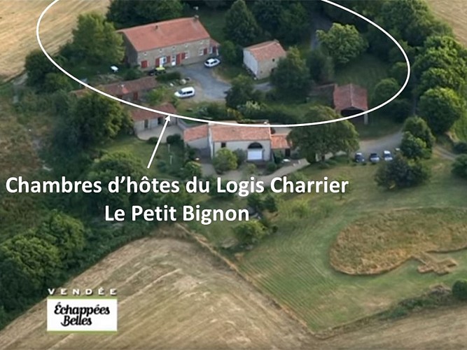 LOGIS CHARRIER LE PETIT BIGNON - CHAMBRE LES VERSAINES