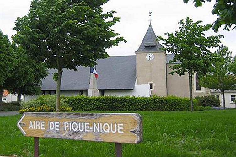 UN PETIT COIN DE CAMPAGNE, DANS LE PAYS DE SAINT-GILLES