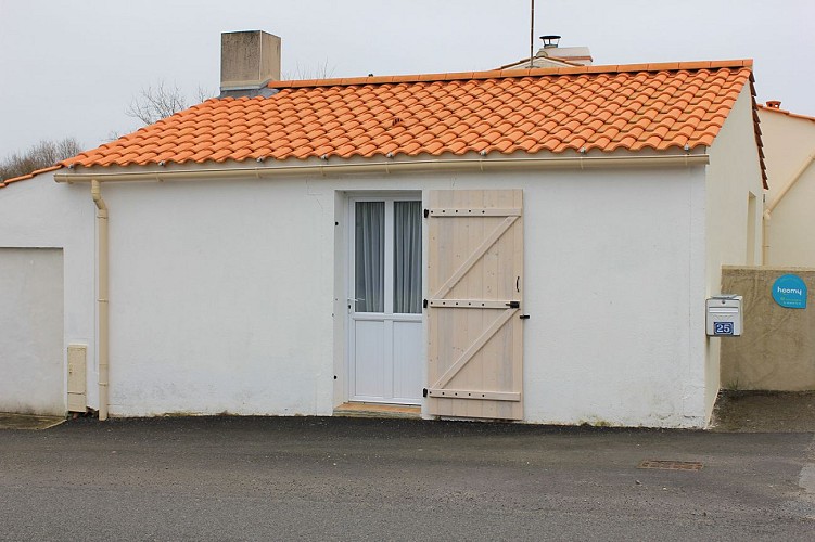 UN PETIT COIN DE CAMPAGNE, DANS LE PAYS DE SAINT-GILLES