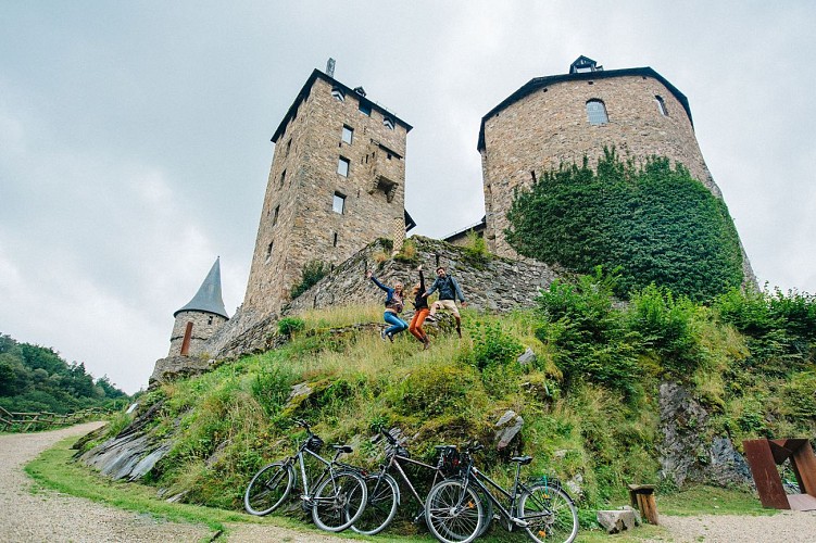 Waimes_Ovifat_Chateau_de_Reinhardstein_velo_vtt__442708_©_WBT_-_Denis_Erroyauxaux[1]