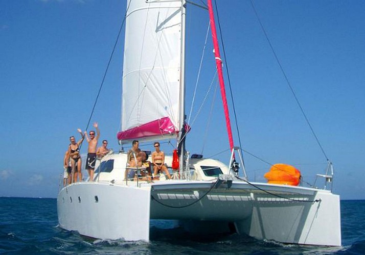 Croisière d'une journée en catamaran dans la baie de Grand Cul de Sac Marin - Au départ de Baie-Mahaut