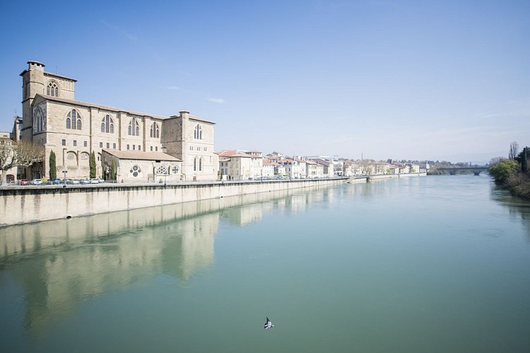 La Collégiale Saint-Barnard