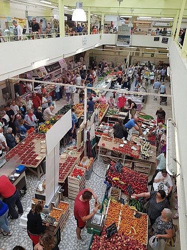 Le marché couvert - Les halles