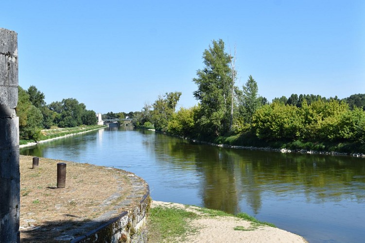 Châtillon sur Loire - écluse de Mantelot -  22 août 2018 - OT Terres de Loire et Canaux - IRémy (9)