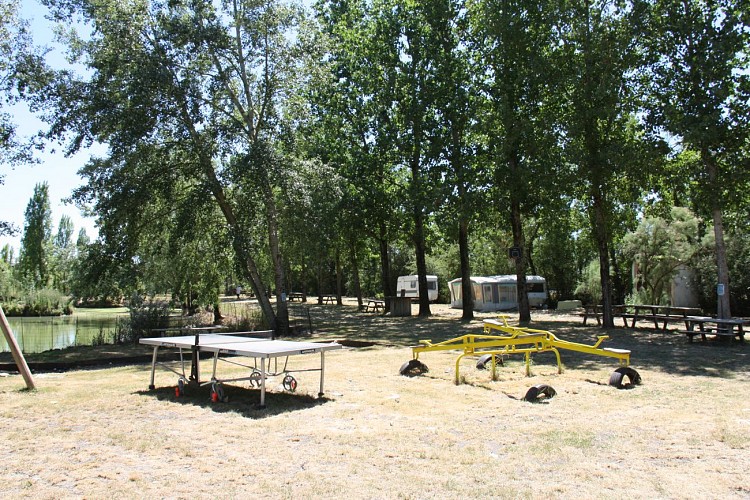 Étape France Passion - Aire de camping-car L'Oasis de la Rosée