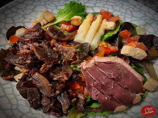 Thèze Chez Julien salade crédit Chez Julien 1440x1080