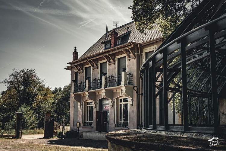 Le Manoir aux Légendes