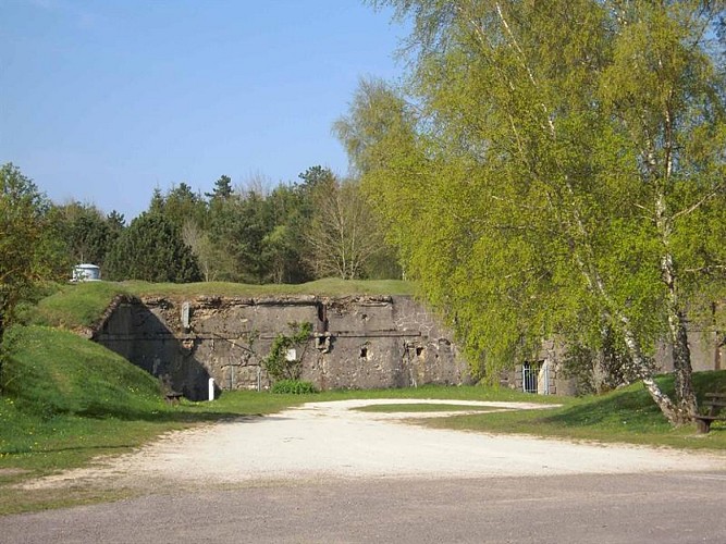 Zwischenwerk Froideterre