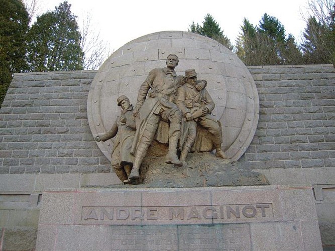 MAGINOT MONUMENT