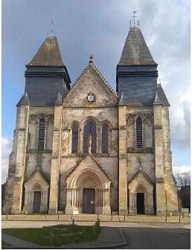 N°7 La Collégiale Saint Hildevert