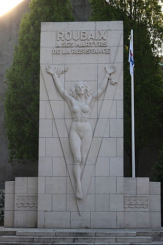 Monument hommage aux martyrs de la résistance