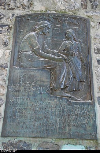 Ancien cimetière de Glons et sa tour romane