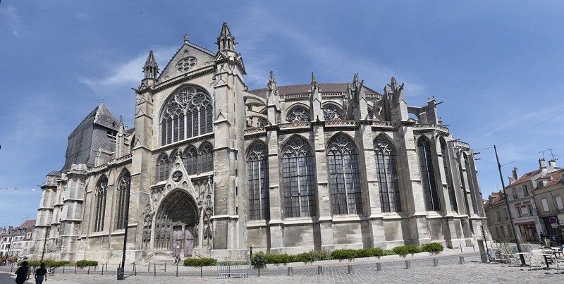Kathedrale-Basilika Saint-Étienne