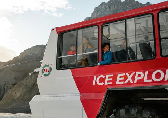 Excursion en tracteur de neige sur le champ de glace Columbia & Billet pour le Skywalk