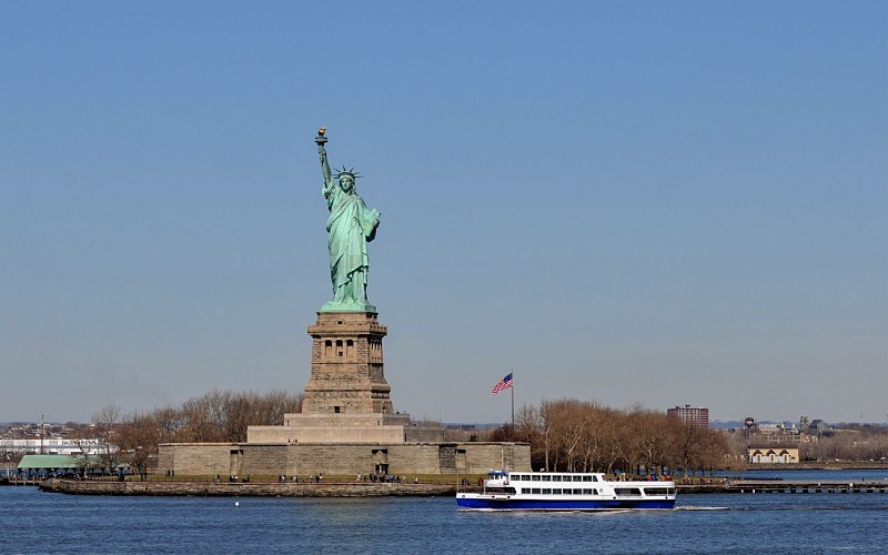 Statue of Liberty & Ellis Island Guided Tour